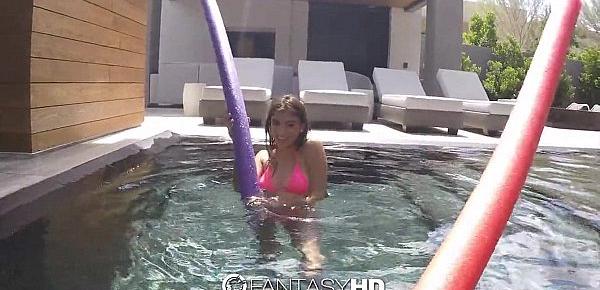  FantasyHD - BlowJob in the pool by Michelle Martinez